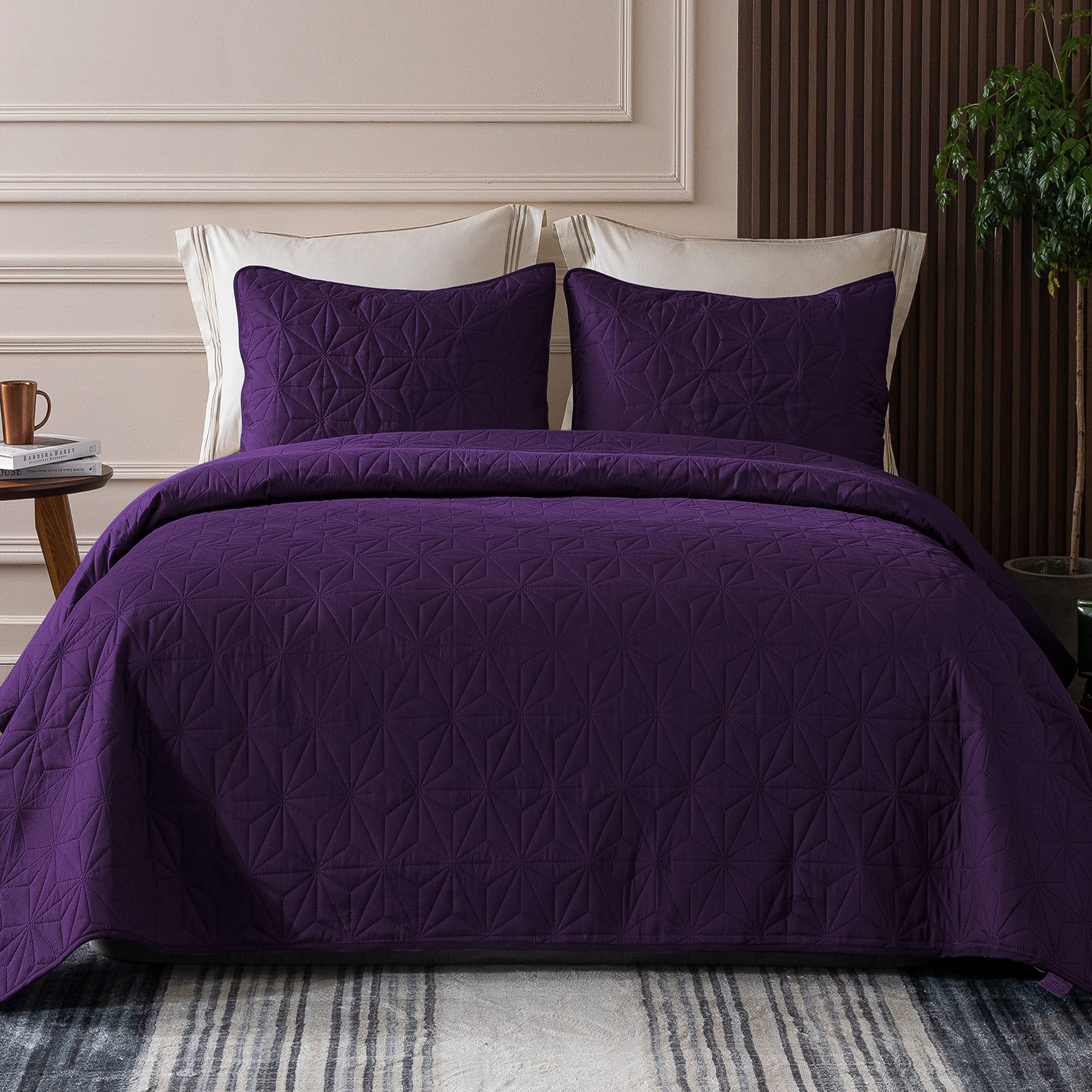 Whale Flotilla King Size Quilt Bedding Set, Soft Purple King Quilts Bedspreads For All Seasons, Lightweight Geometric Star Patte